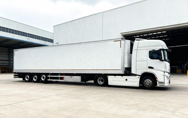 Refrigerated Semi-Trailer